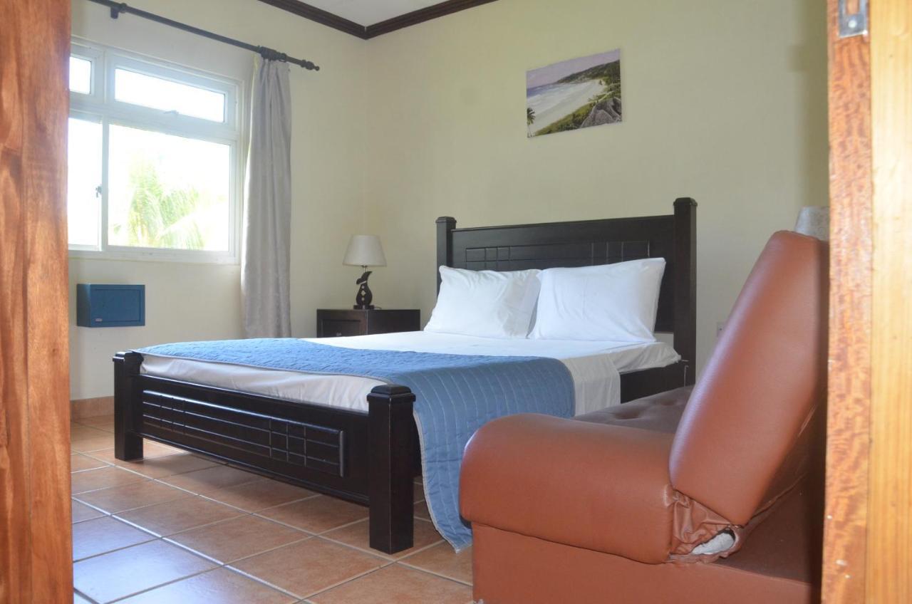 Butterfly Villas Grand Anse  Exteriör bild