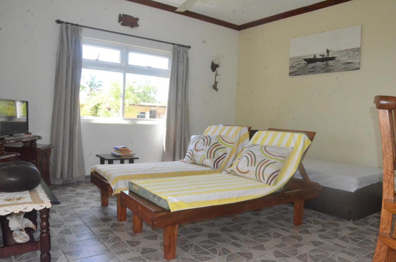 Butterfly Villas Grand Anse  Exteriör bild