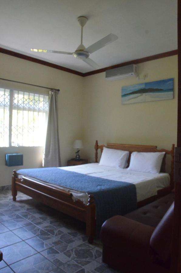 Butterfly Villas Grand Anse  Exteriör bild